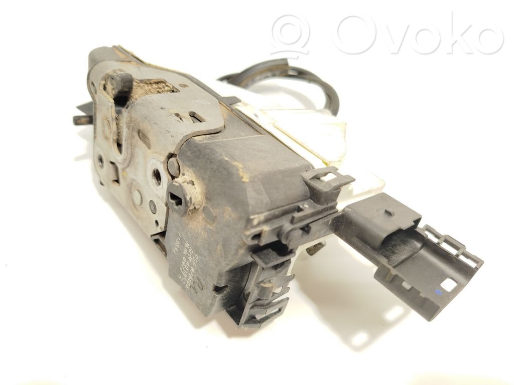Peugeot Partner Etuoven lukko 