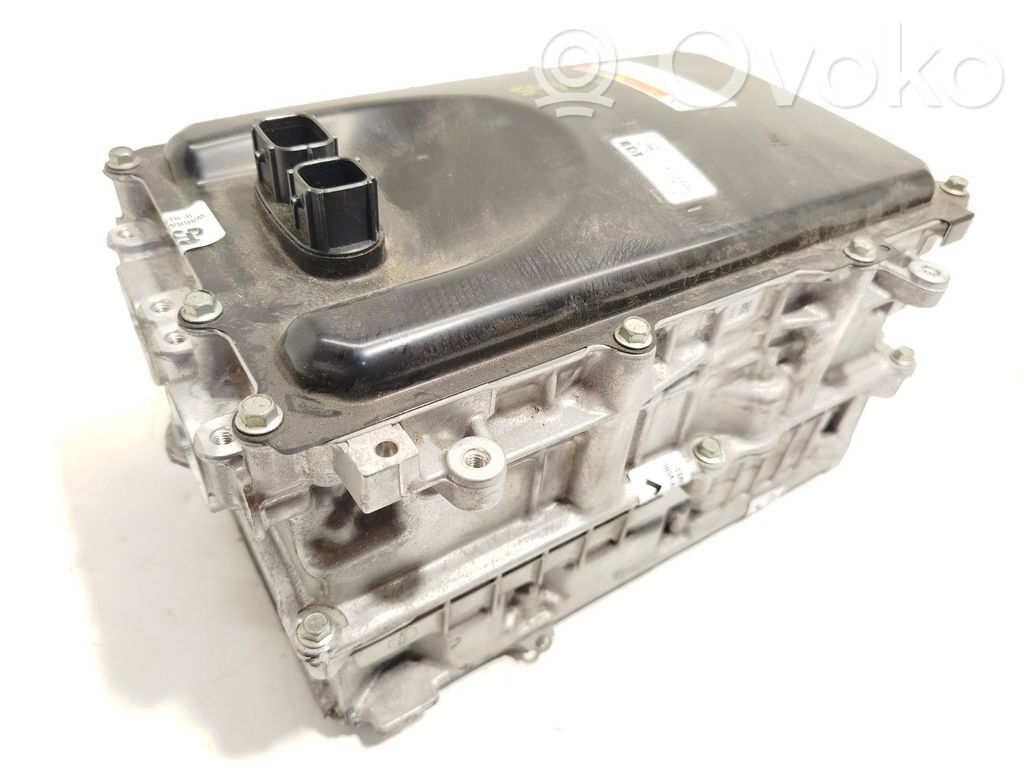 Inversor/convertidor de voltaje   G920047330,G920049135