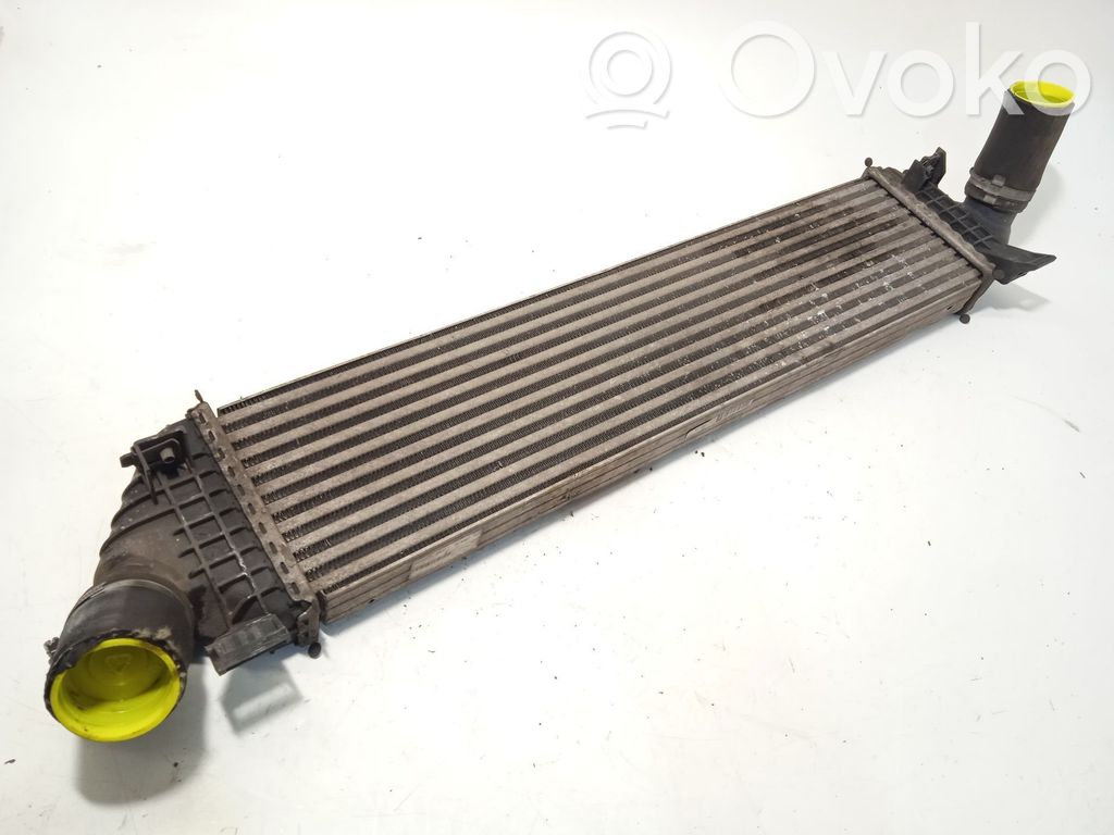 Volvo V50 Interkūlerio radiatorius 