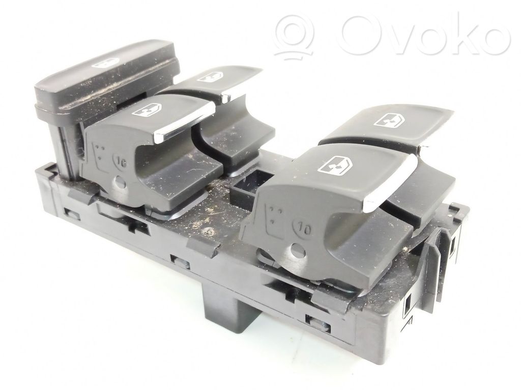 Seat Ateca Electric window control switch 
