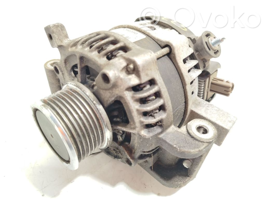 Toyota Auris E180 Alternador 