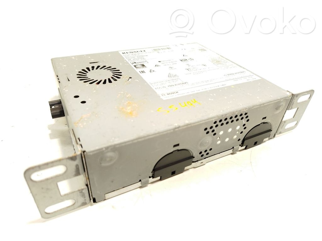 Renault Arkana Radio/CD/DVD/GPS head unit 