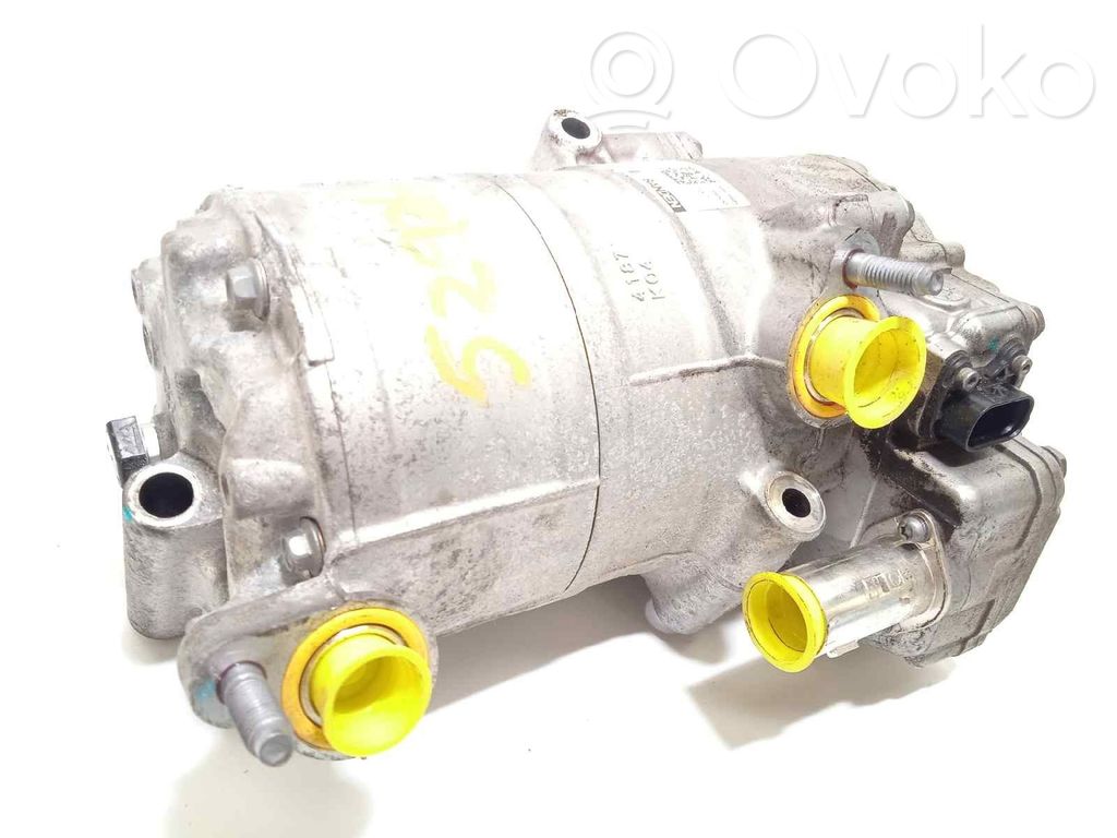 Lynk & co 01 Kompresor / Sprężarka klimatyzacji A/C 