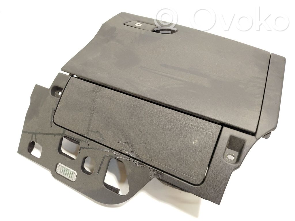 Audi A4 S4 B9 8W Guantera 