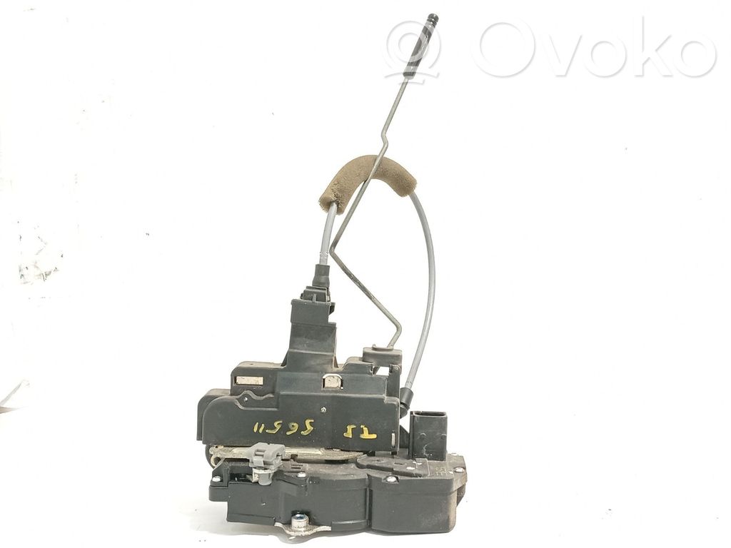 Opel Antara Takaoven lukko 