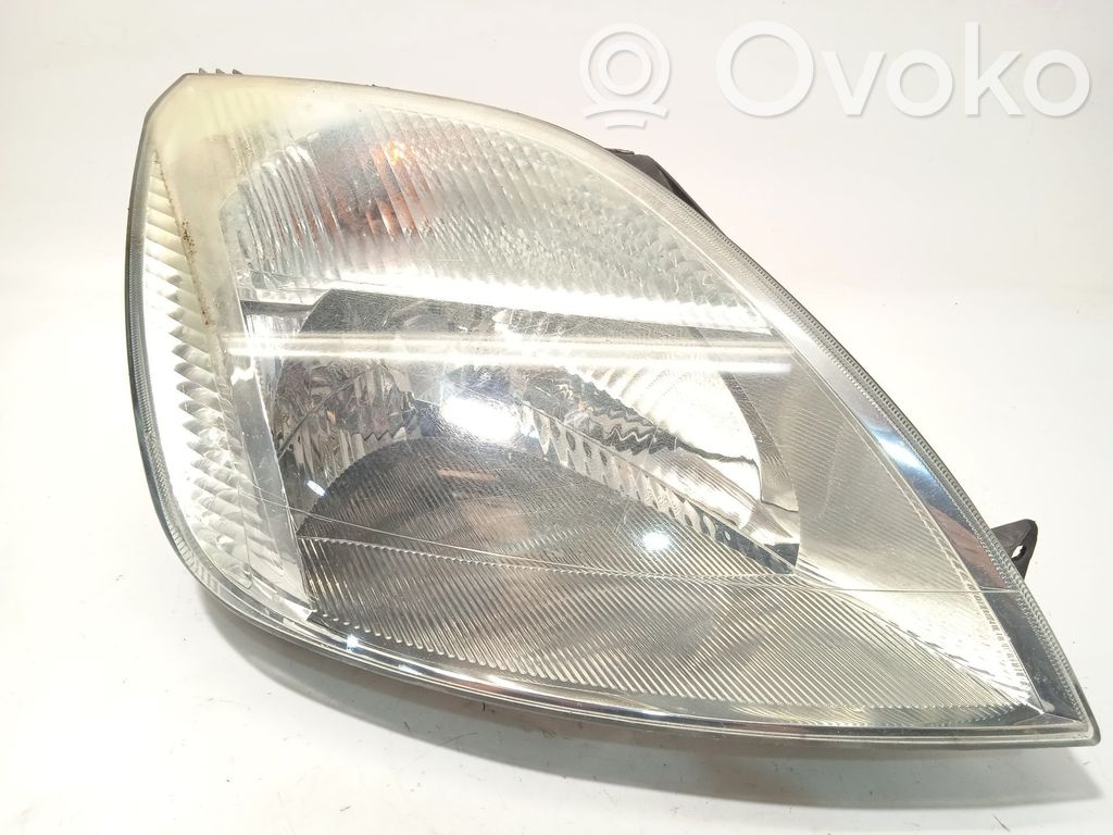 Ford Fiesta Headlight/headlamp 