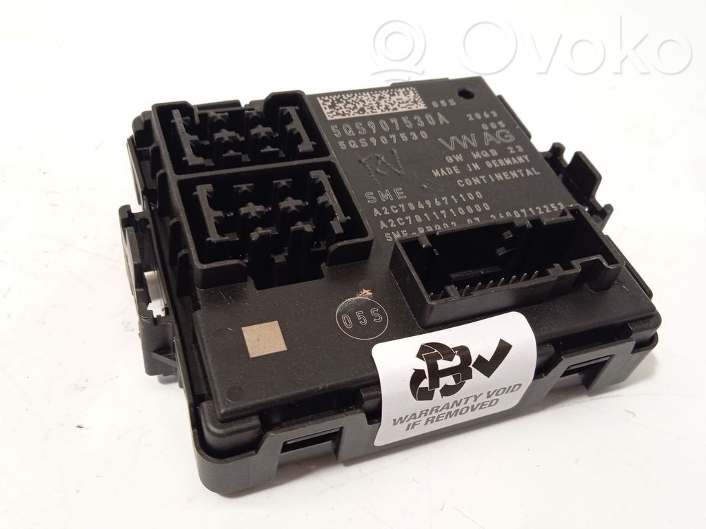 Sonstige Steuergeräte / Module   5QS907530A,A2C7849671100
