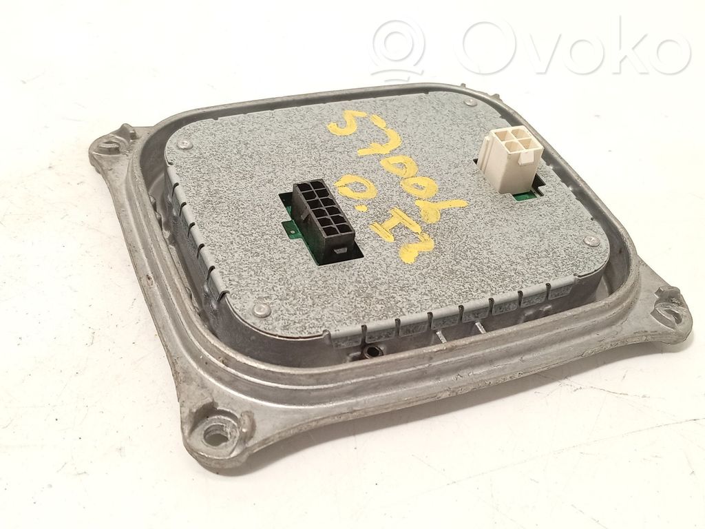 Unité de commande / module Xénon   7263052,63117263052,130732930201