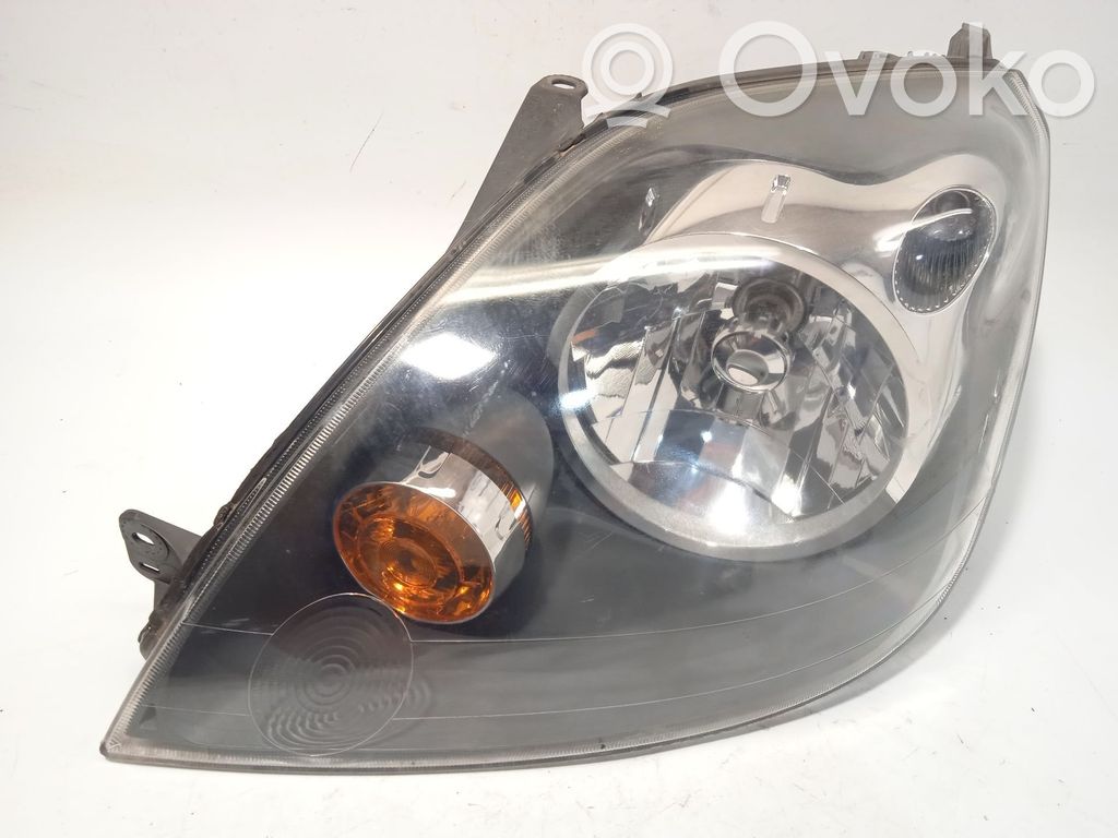 Ford Fiesta Scheinwerfer 