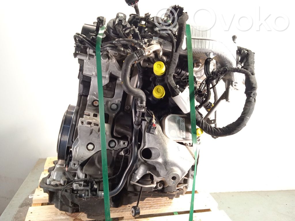 Audi A4 S4 B9 8W Engine 