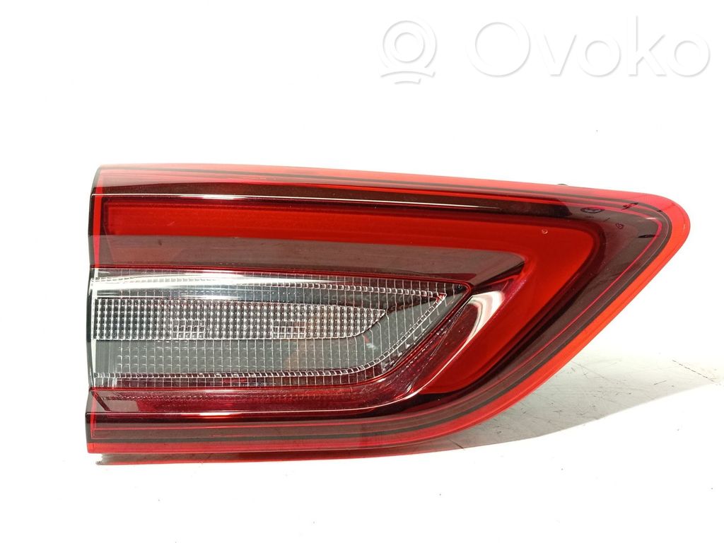 Ford Kuga III Etuajovalon polttimo 