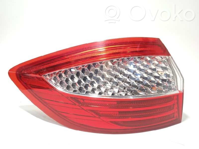 Ford Mondeo MK IV Lampa tylna 