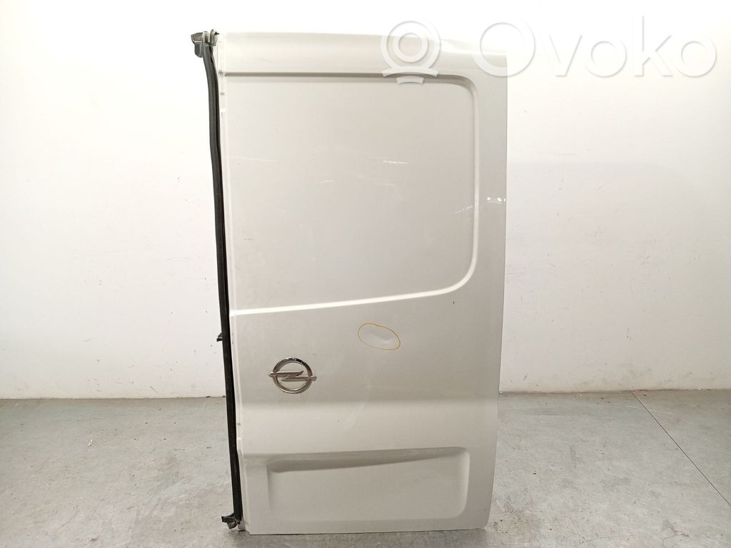 Opel Vivaro Aizmugurējās durvis 