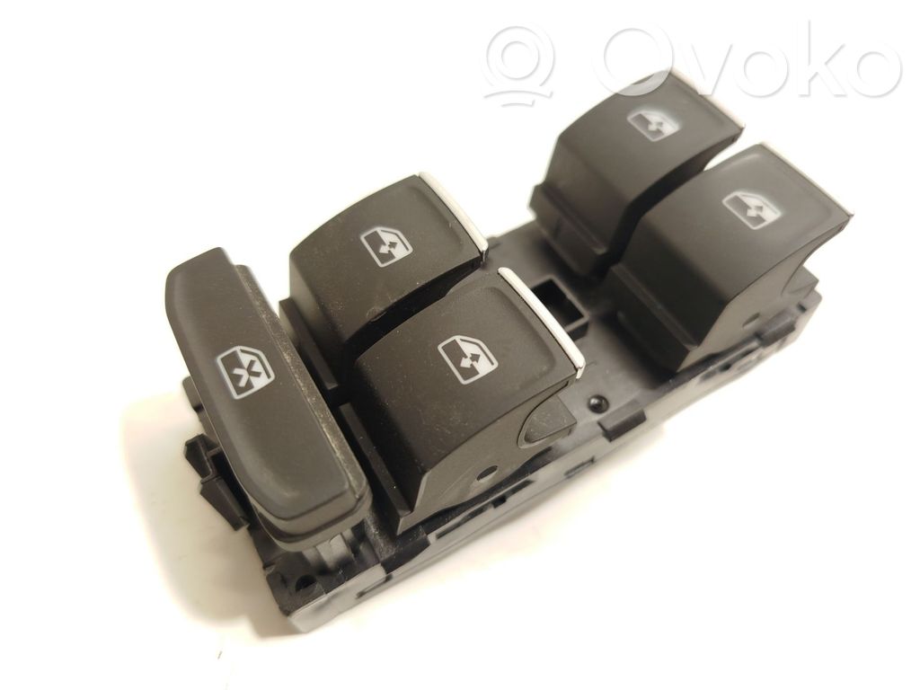 Volkswagen Tiguan Electric window control switch 