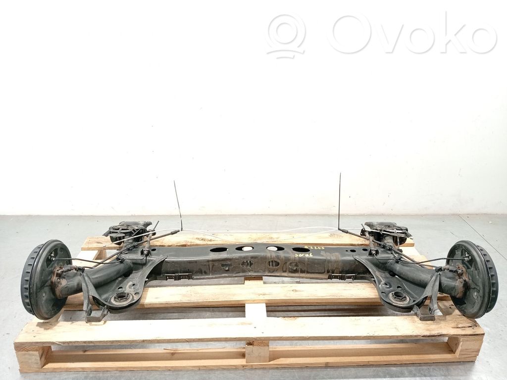 Skoda Fabia Mk4 (6VA) Belka osi tylnej z reduktorem 