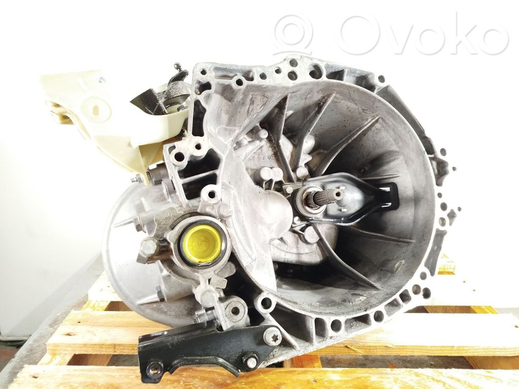 Citroen C4 Grand Picasso Cutie viteze manuală cu 5 trepte 