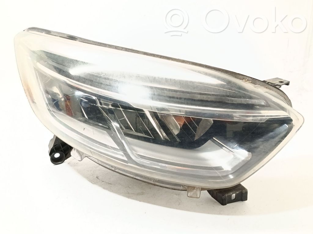 Renault Captur Headlight/headlamp 