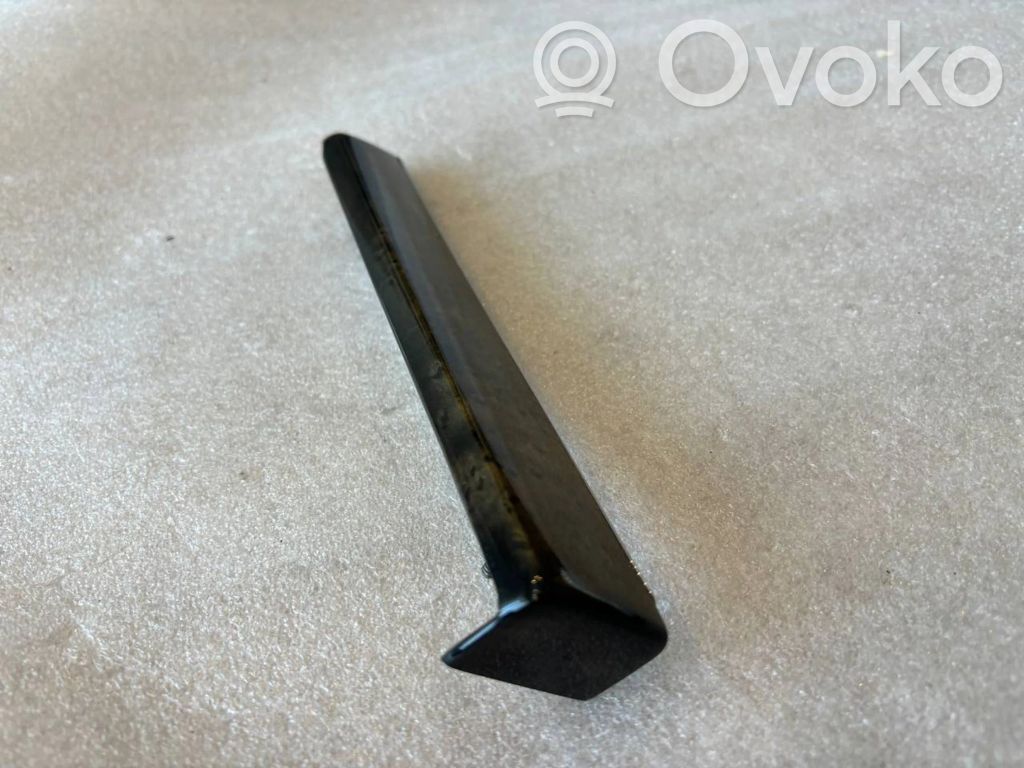 Mercedes-Benz E W211 Ramă ornament torpedou bord 