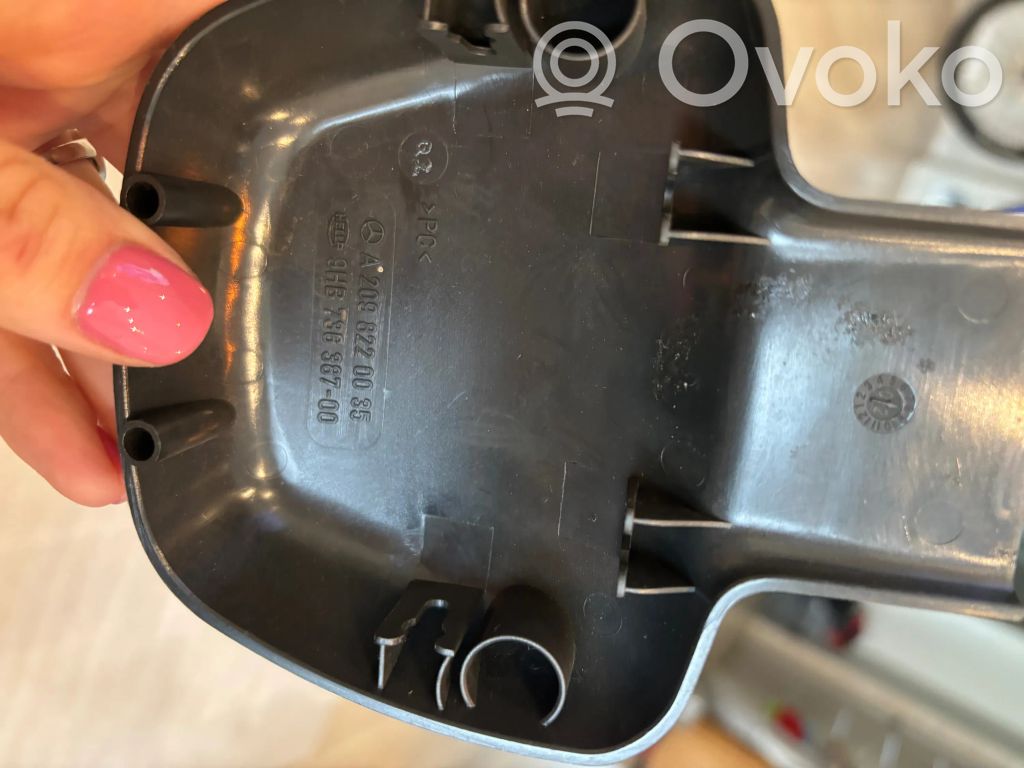 Mercedes-Benz C W203 Inne części wnętrza samochodu 