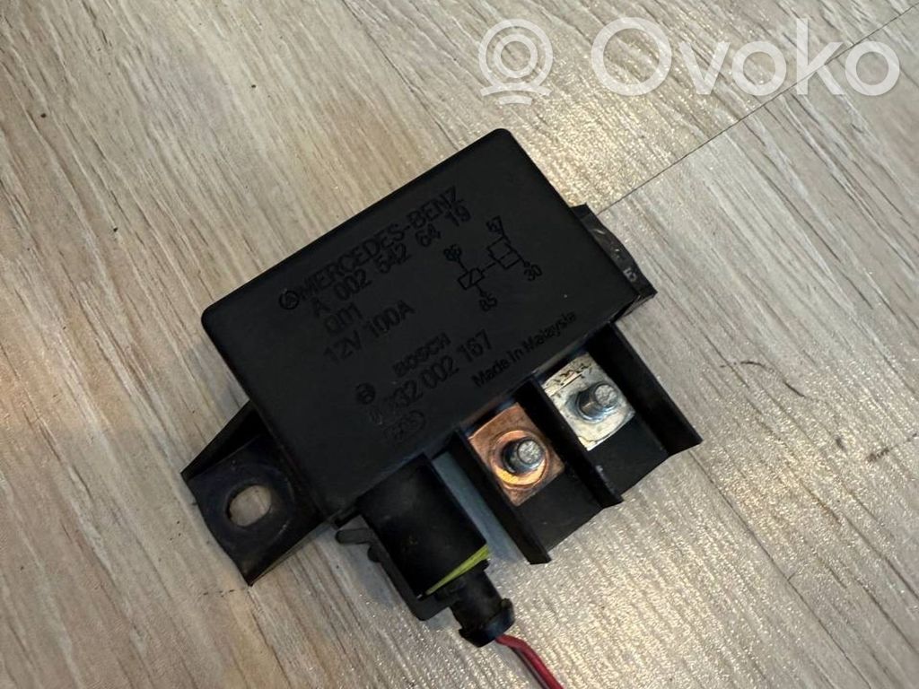 Mercedes-Benz E W211 Charging relay 