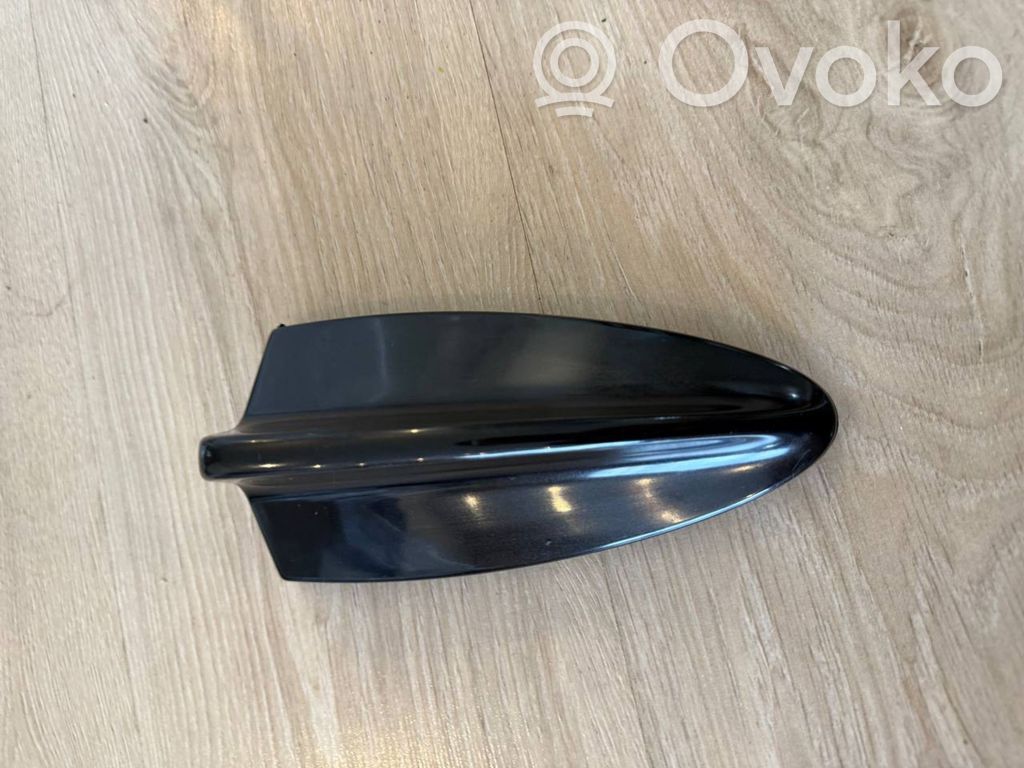 BMW 3 E90 E91 Stogo (GPS) antenos dangtelis 
