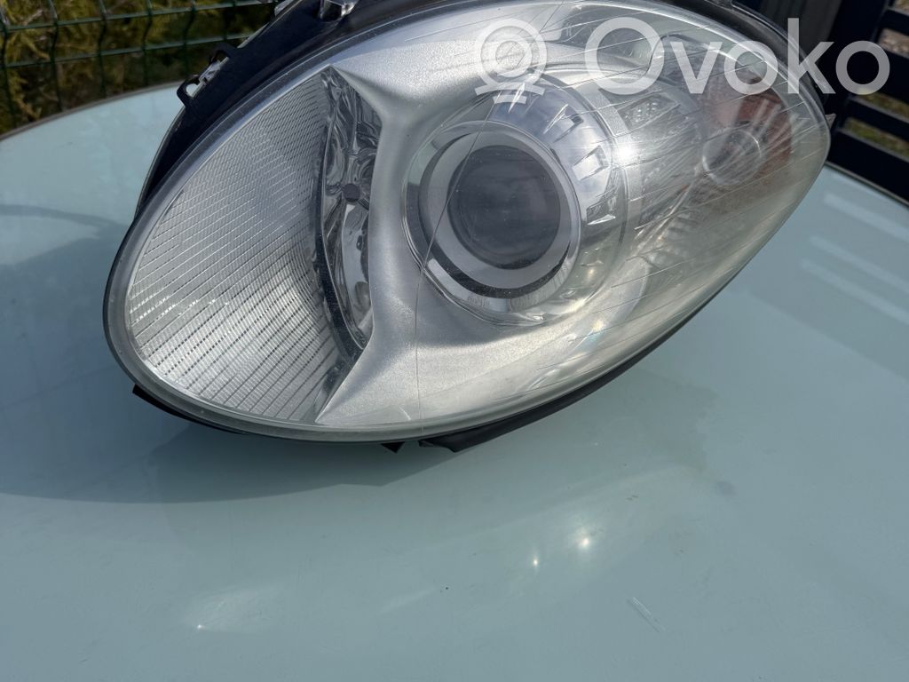 Lampa przednia   A2518201461,2518201461,A2518202261,2518202261