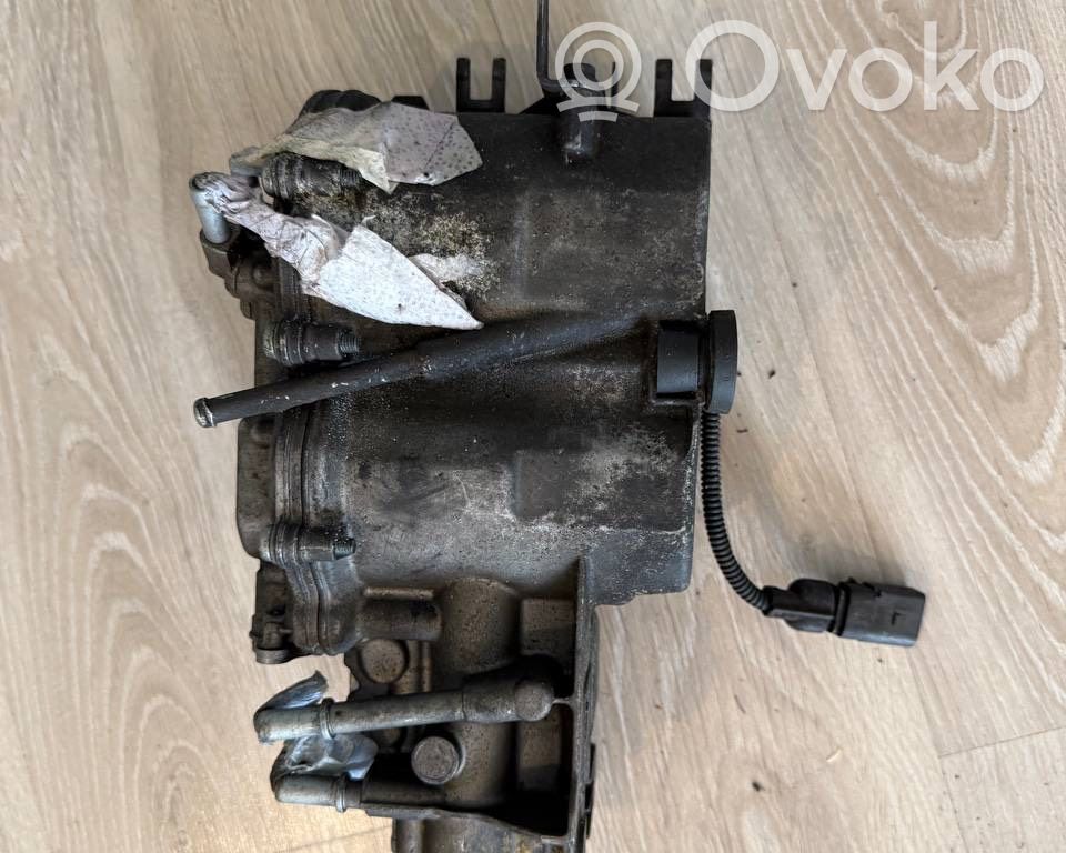 Volkswagen Touareg I Fuel filter 