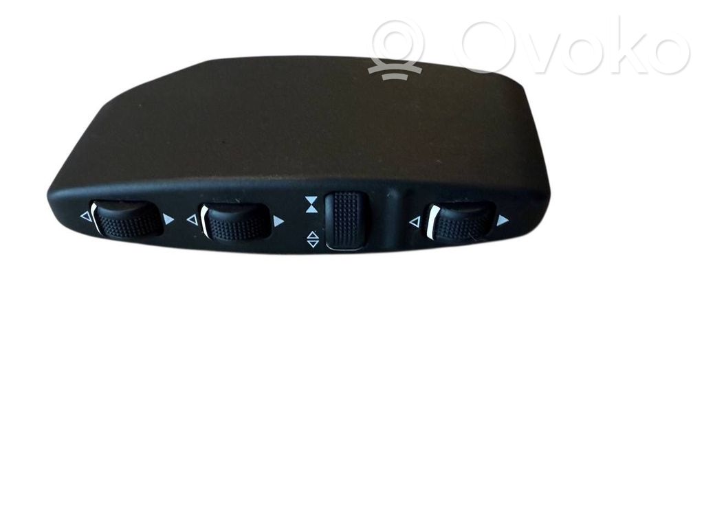 Mercedes-Benz E W212 Seat control switch 