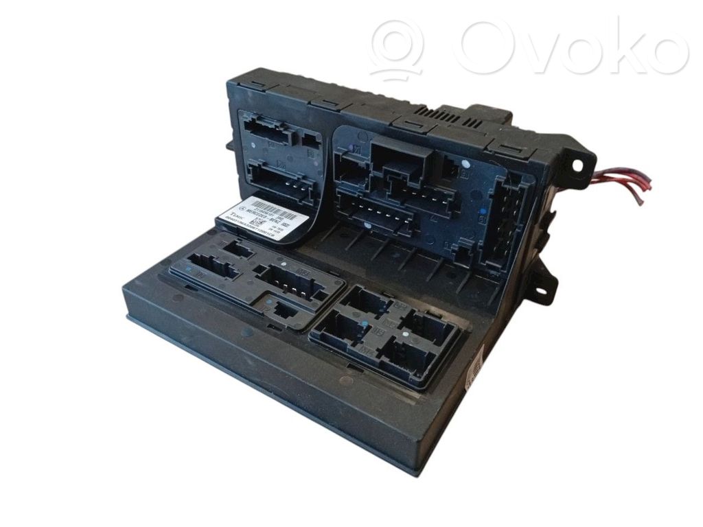 Mercedes-Benz E W211 Fuse module 