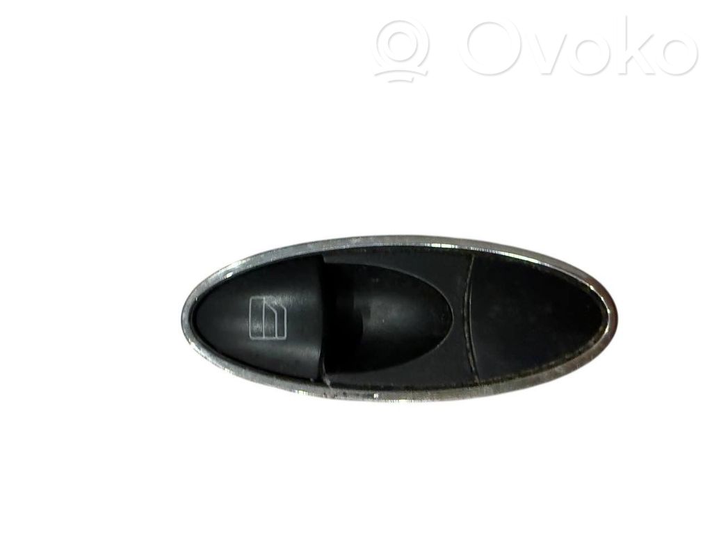 Mercedes-Benz E W211 Electric window control switch 
