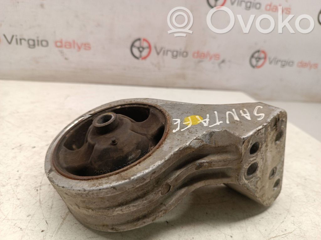 Hyundai Santa Fe Engine mount bracket 