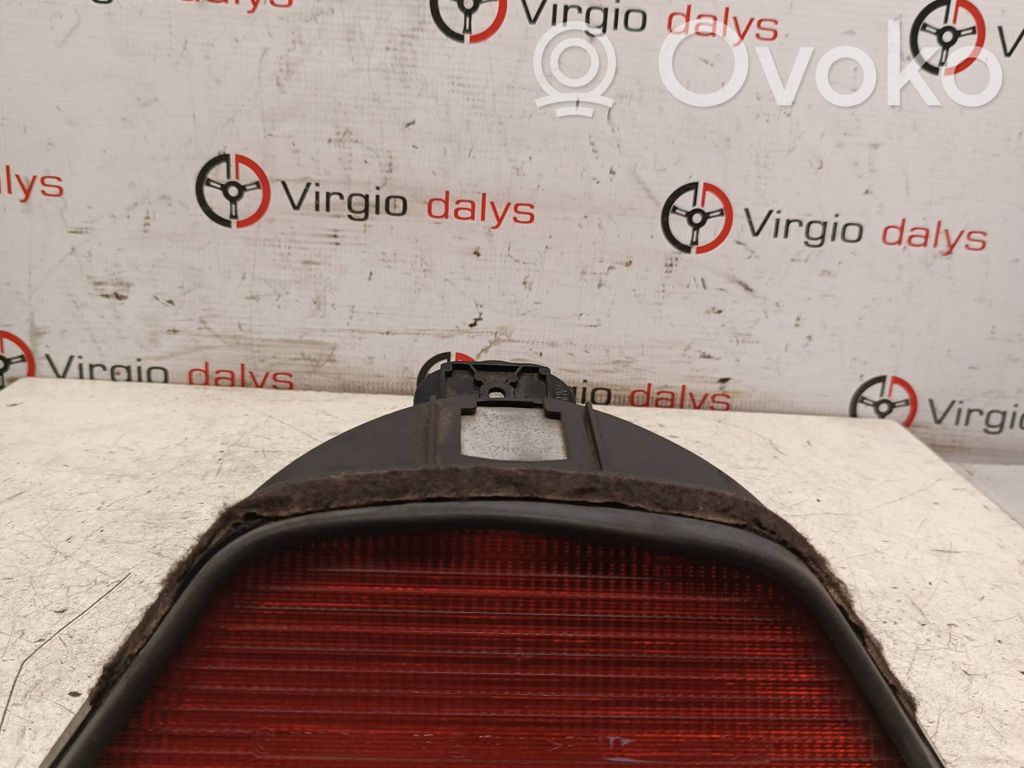 BMW 5 E39 Third/center stoplight 