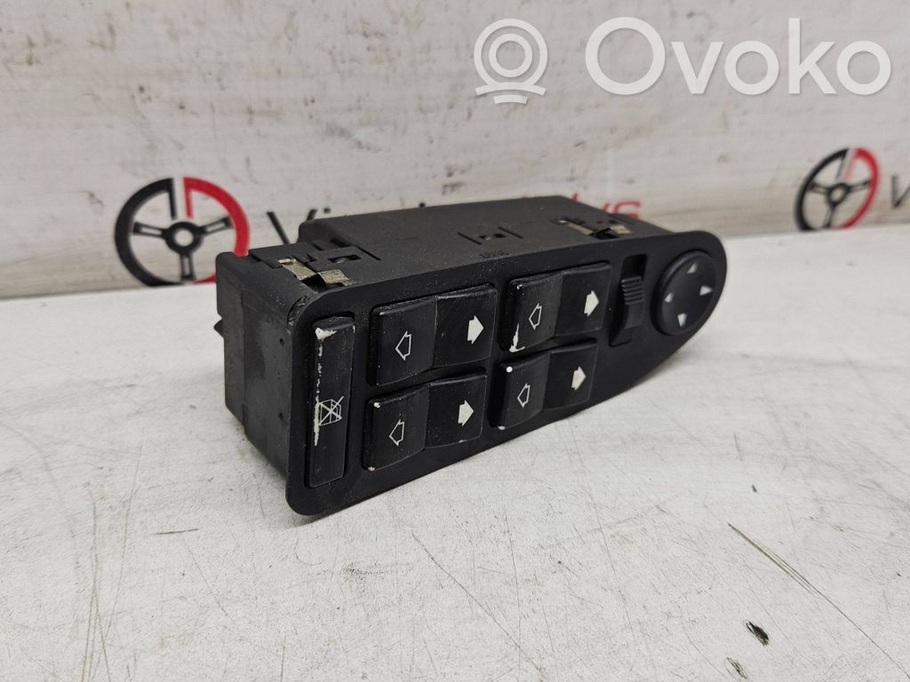Electric window control switch   61318368986,110187,03725075