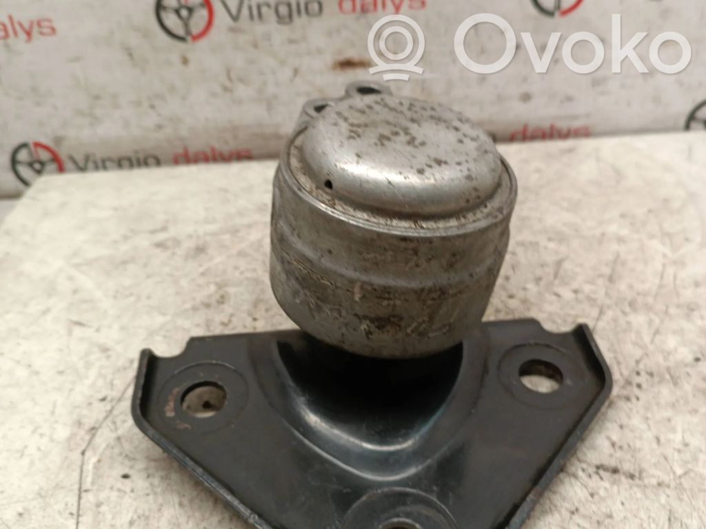 Ford Fiesta Engine mount bracket 