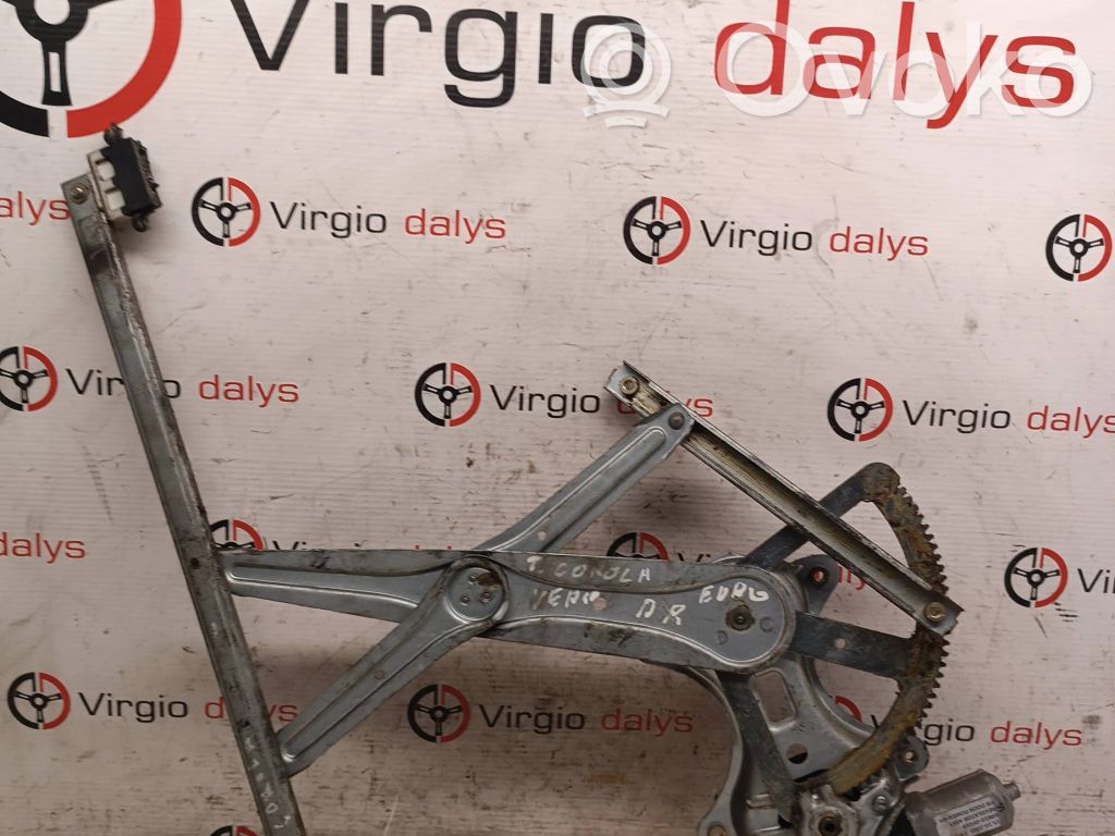 Toyota Corolla Verso AR10 Front door window regulator with motor 