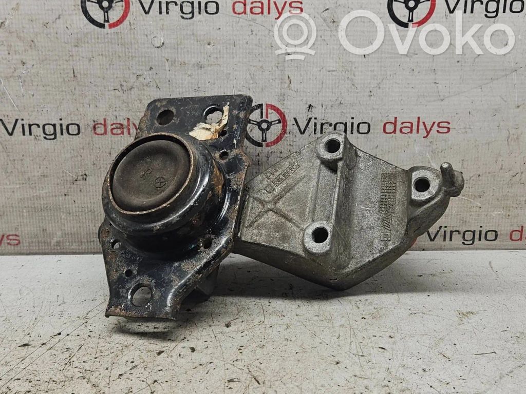 Renault Scenic II -  Grand scenic II Engine mount bracket 
