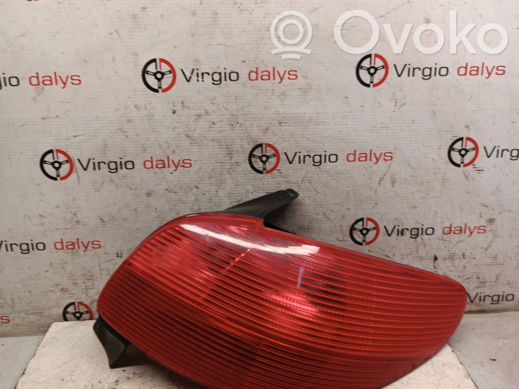 Peugeot 206 Rear/tail lights 