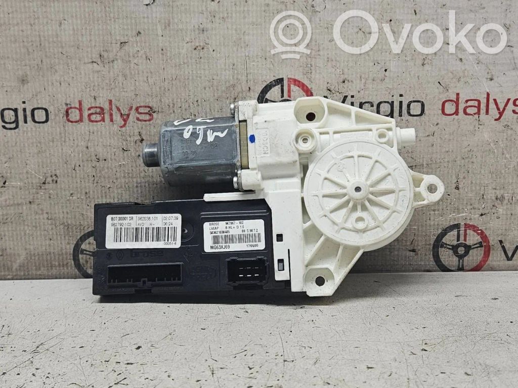 Renault Laguna III Silniczek podnośnika szyby drzwi 