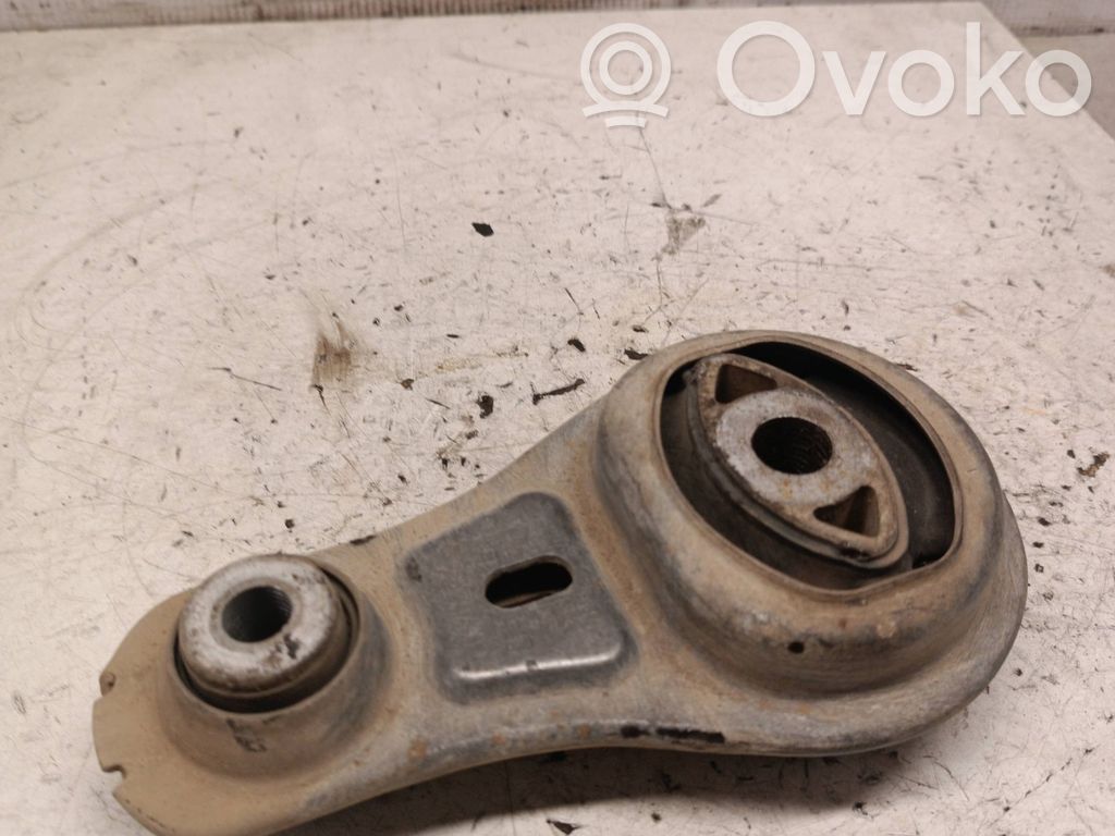 Engine mount bracket   8200675206,675206,4419368,93197451