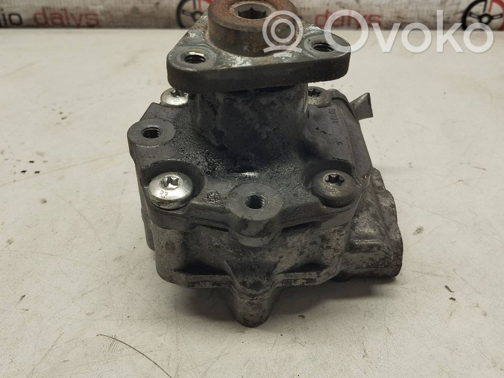 Audi A4 S4 B8 8K Power steering pump 