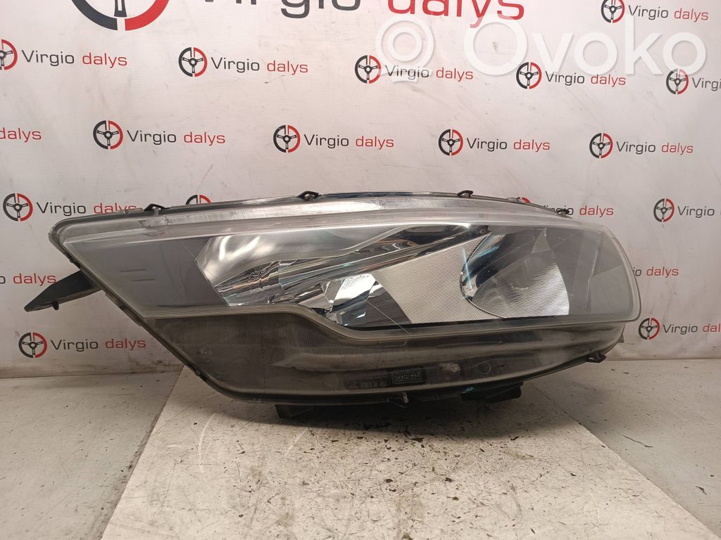 Iveco Daily 6th gen Lampa przednia 