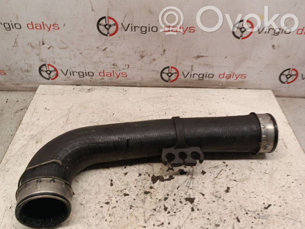 Intercooler hose/pipe