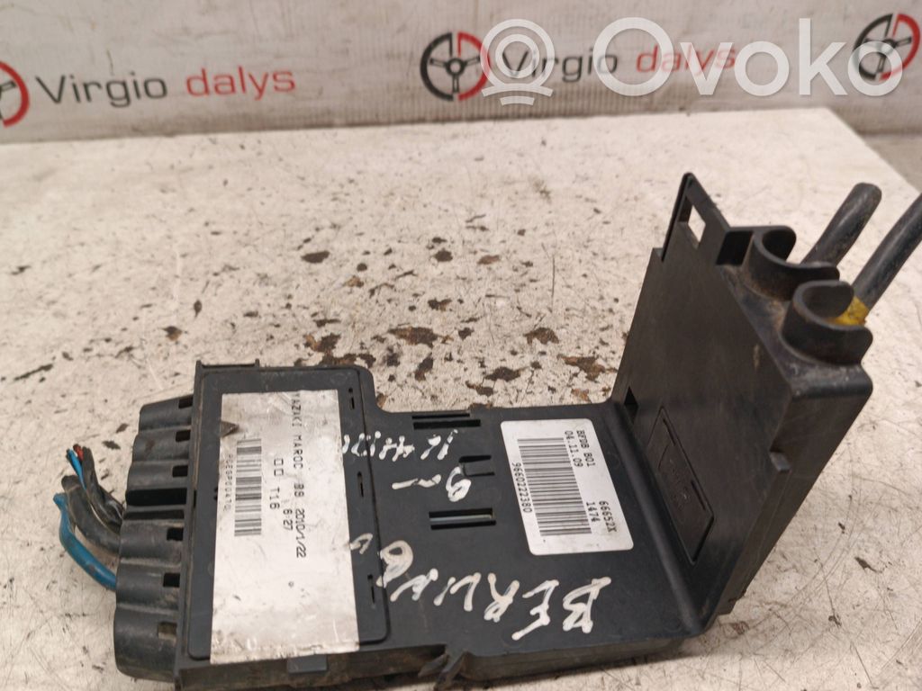 Citroen Berlingo Plusa vadu savienošanas mezgls 