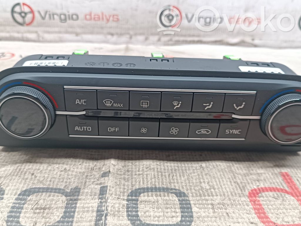 KIA Xceed Climate control unit 