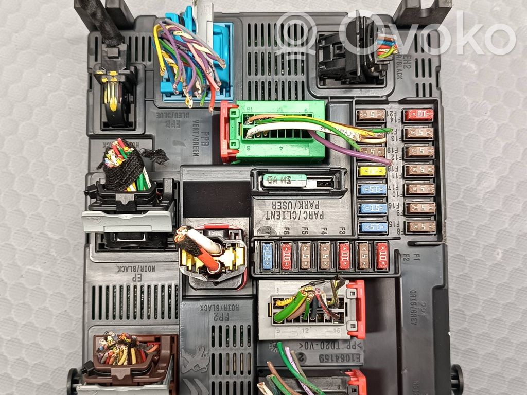 Peugeot 308 Comfort/convenience module 