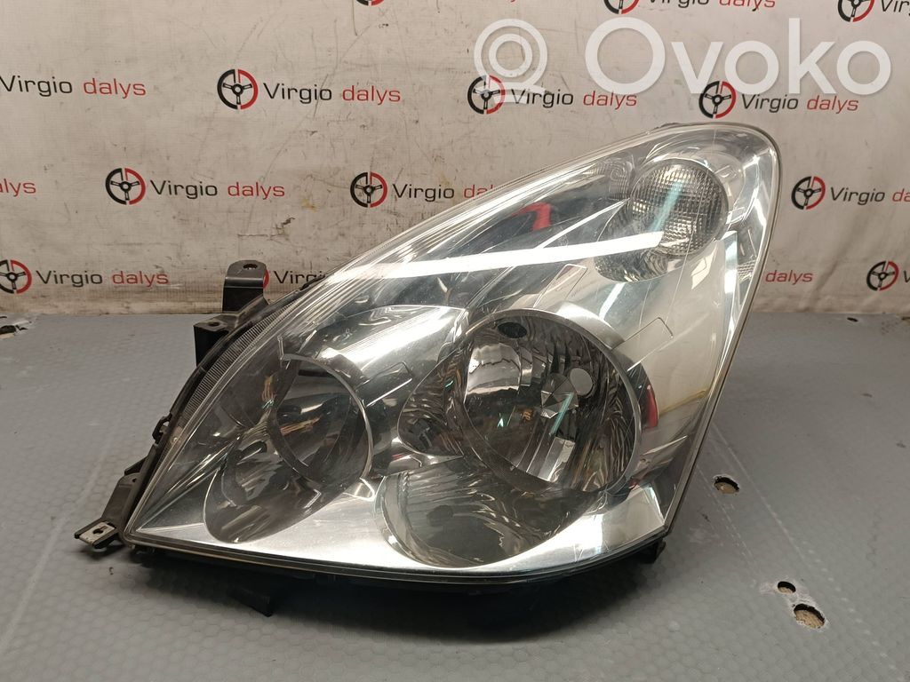 Toyota Corolla Verso AR10 Headlight/headlamp 