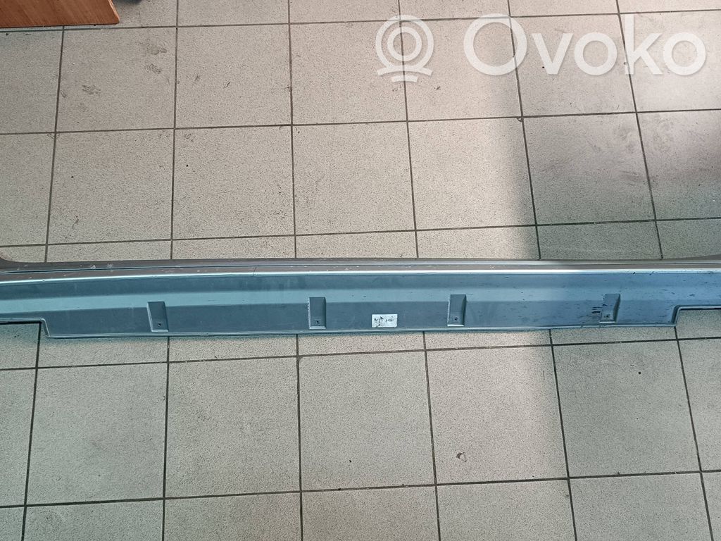 Marche-pieds   87754D4200
