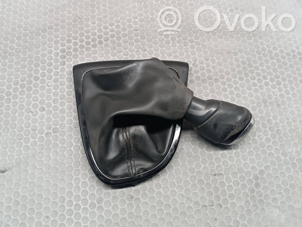 Renault Clio IV Perilla/embellecedor de cuero de la palanca de cambios 