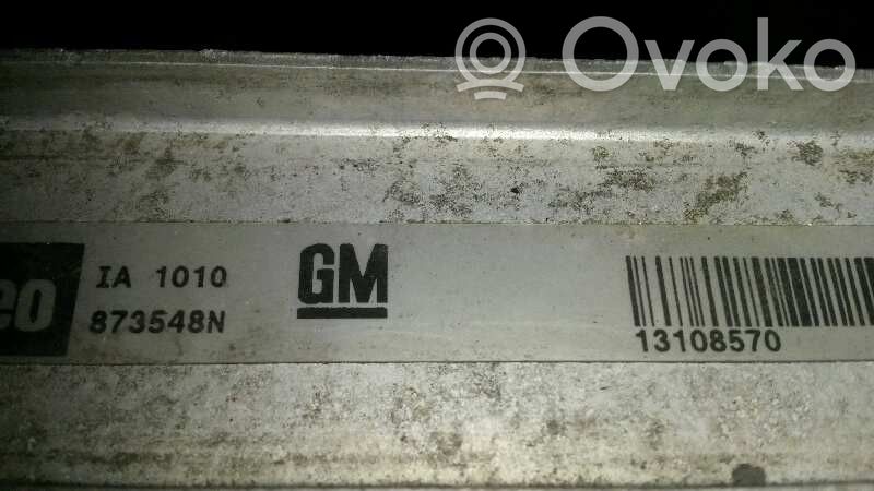 Opel Signum Interkūlerio radiatorius 