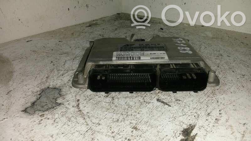 Unité de commande, module ECU de moteur   038906018BF,0281010221